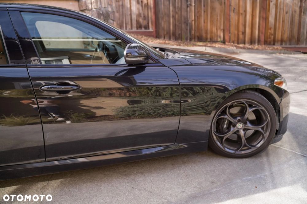 Alfa Romeo Giulia 2.0 Turbo Veloce - 15