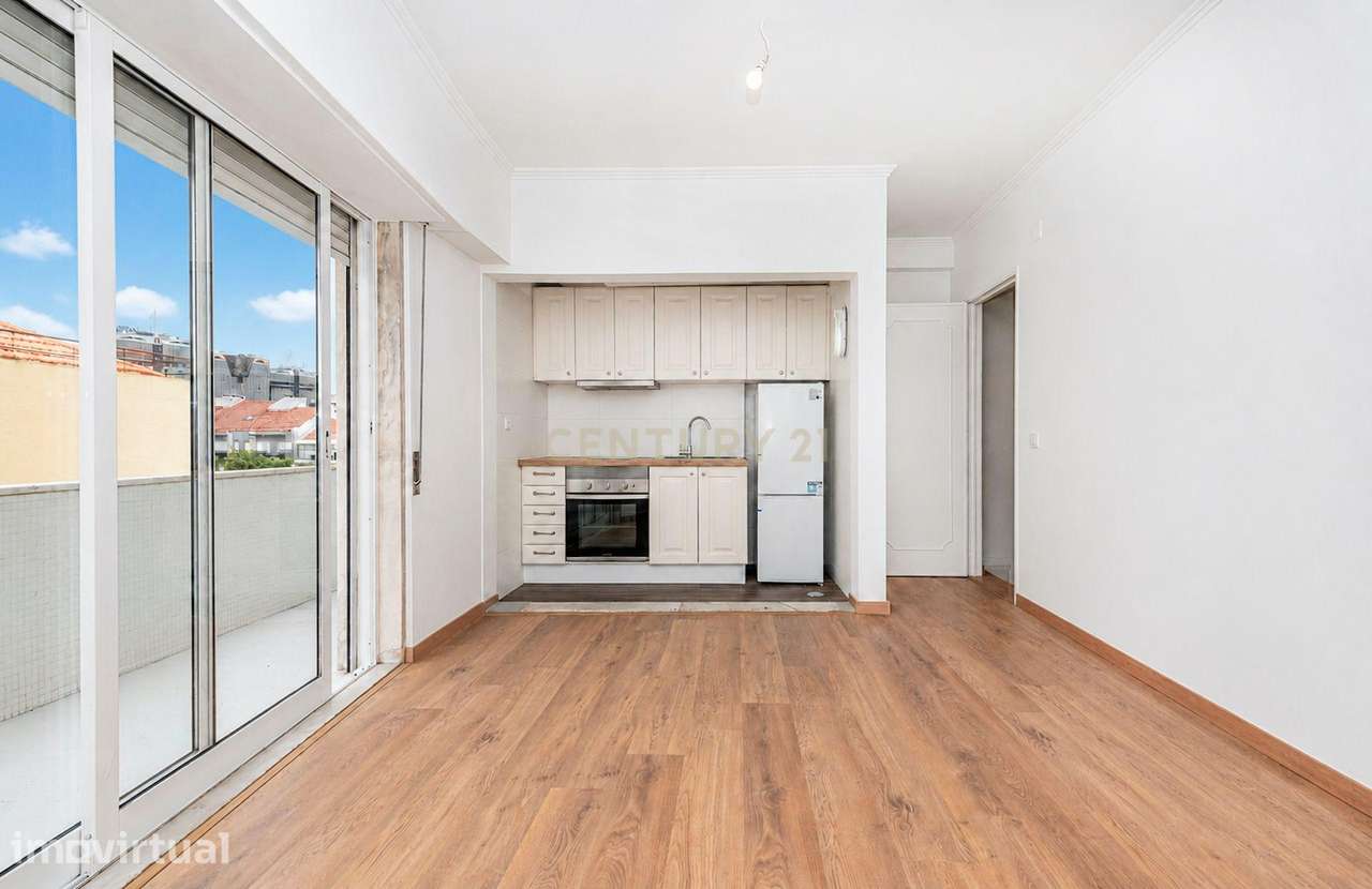 T1 Campo de Ourique – Último Piso com vista e prédio com 2 elevadores - Grande imagem: 3/22