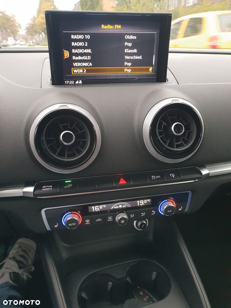 Audi A3 Sportback 1.4 TFSI e-tron sport - 12