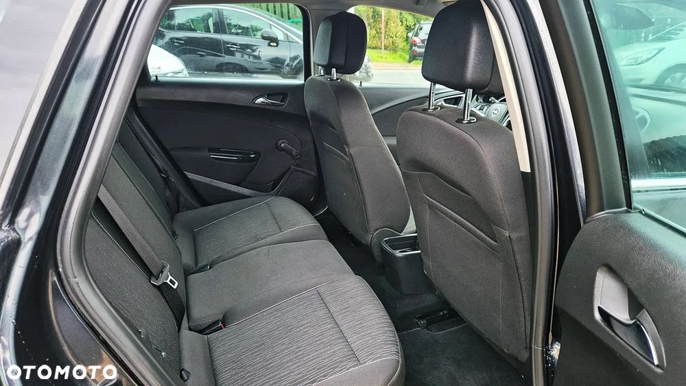 Opel Astra 1.4 Turbo Color Edition - 34