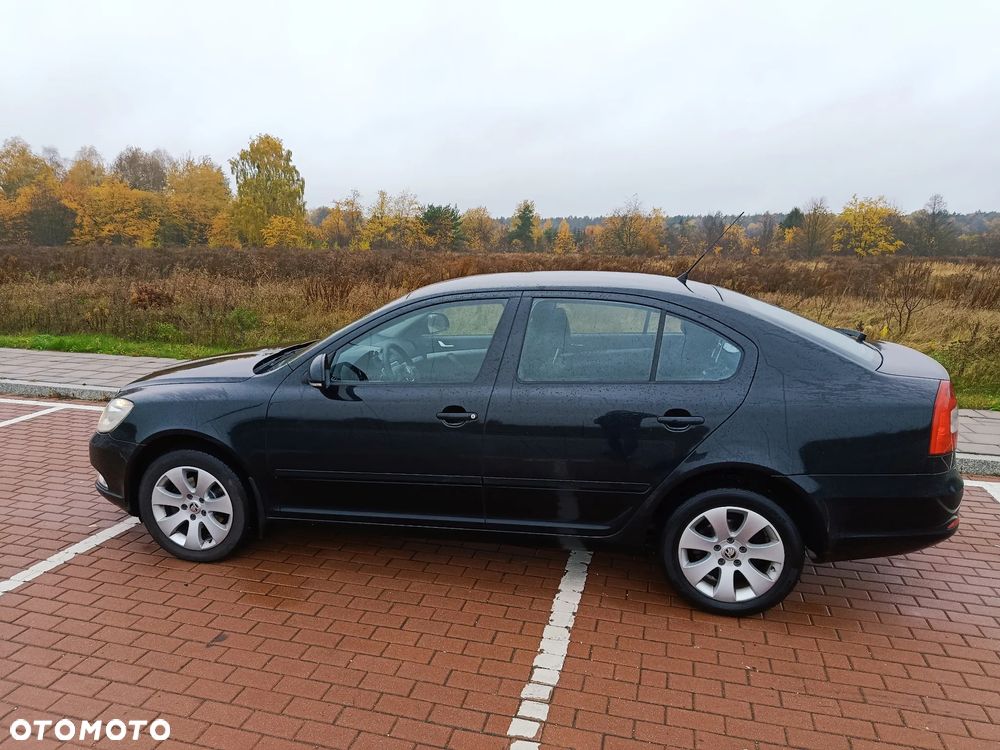 Skoda Octavia 1.6 TDI Ambiente - 2