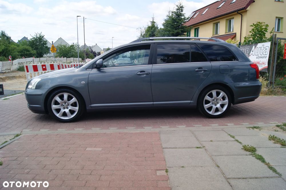 Toyota Avensis 2.0 VVT-i Sol - 8