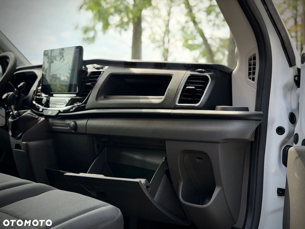 Ford Transit - 37