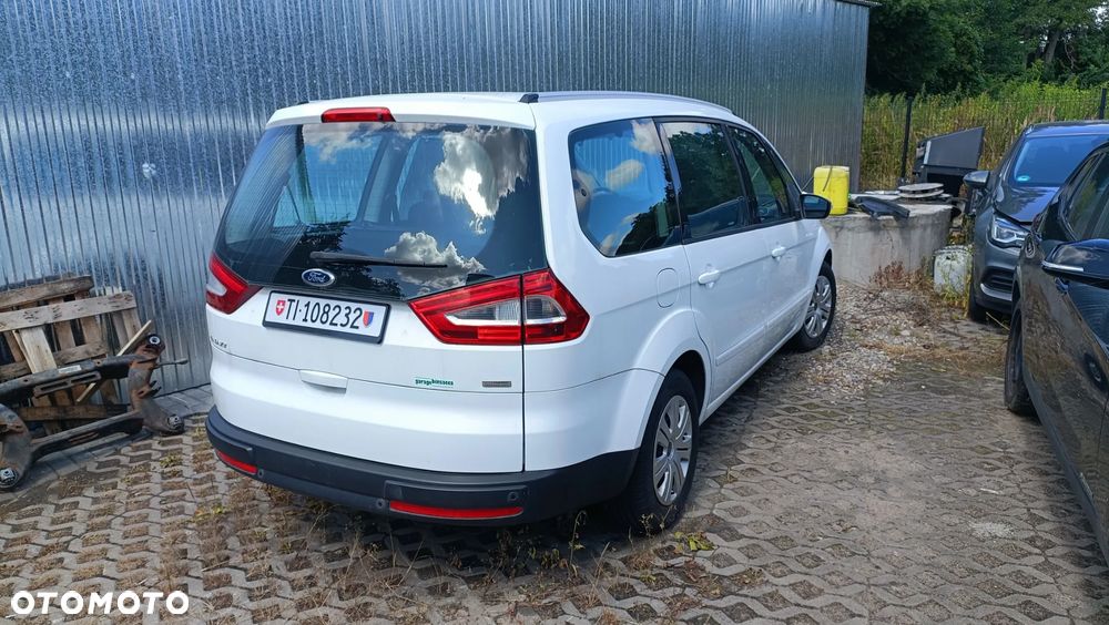 Ford Galaxy - 4