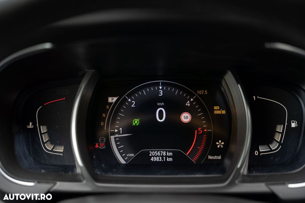 Renault Grand Scenic ver-blue-dci-120-edc-limited - 22