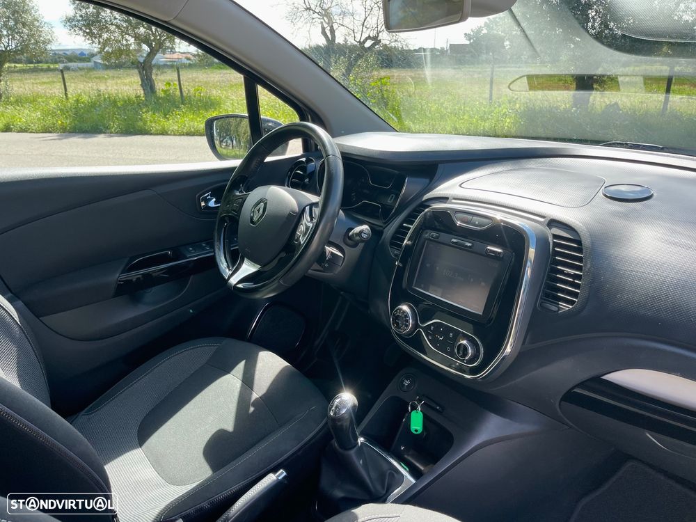Renault Captur 1.5 dCi Exclusive - 17