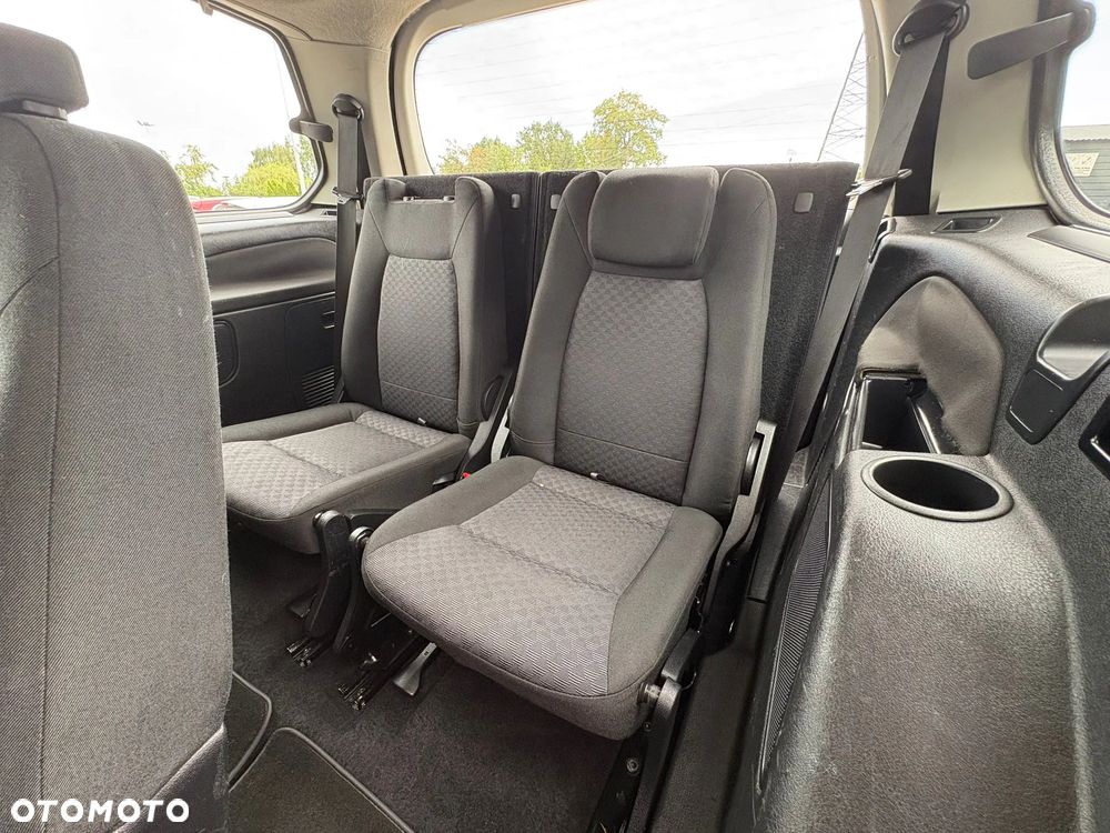 Ford Galaxy 2.0 Titanium - 17