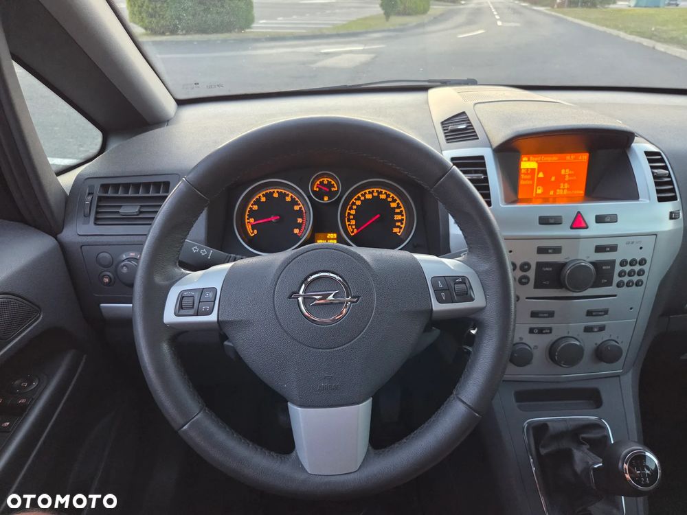 Opel Zafira 1.8 Family - 20