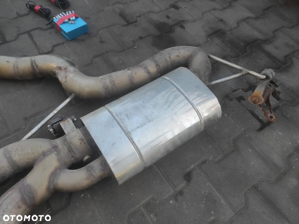 1.8 2.0 TFSI TSI RM MOTORS 3 CALE WYDECH UKŁAD WYDECHOWY KLAPY WYDECHU PRZELOT PRZELOTOWY TŁUMIK ŚRODKOWY KOŃCOWY DOWNPIPE NIERDZEWSKA KWASÓWKA TUNING SPORT AUDI A3 S3 8P VW GOLF 5 6 GTI R R32 SKODA OCTAVIA 2 VRS SEAT LEON 2 CUPRA R SUPER COPA FR KOMPLETNY WYSYŁKA !!!! - 5