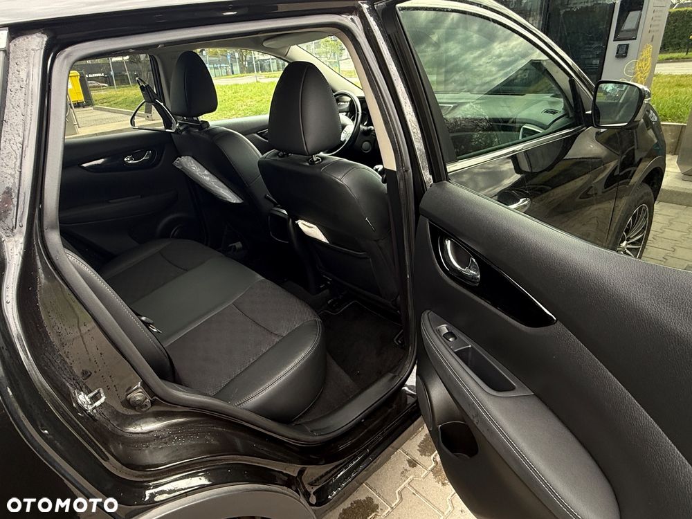 Nissan Qashqai 1.5 dCi Tekna - 9