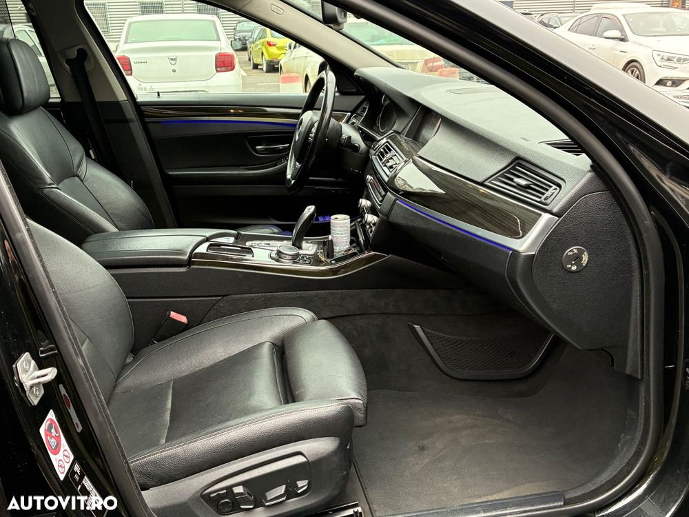 BMW Seria 5 535d xDrive Sport-Aut. Luxury Line - 12