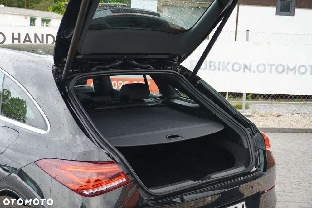 Mercedes-Benz CLA 180 7G-DCT Edition Progressive Line - 17