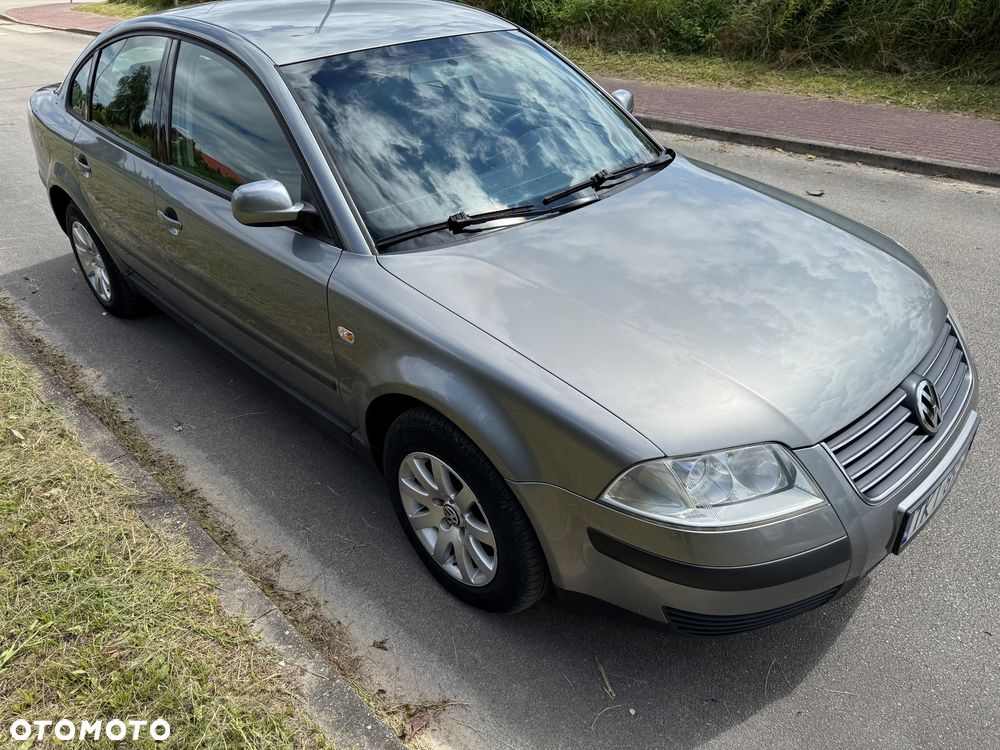 Volkswagen Passat 1.9 TDI Basis - 9