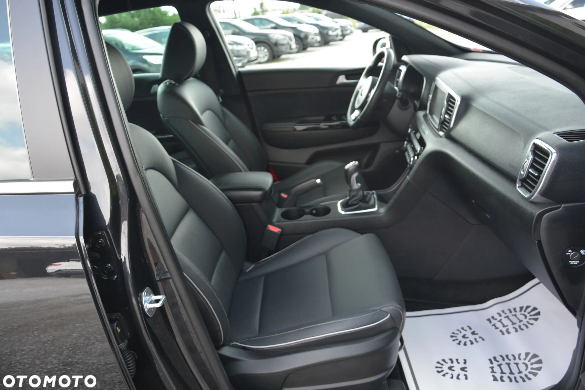 Kia Sportage 1.6 T-GDI AWD GT LINE - 18