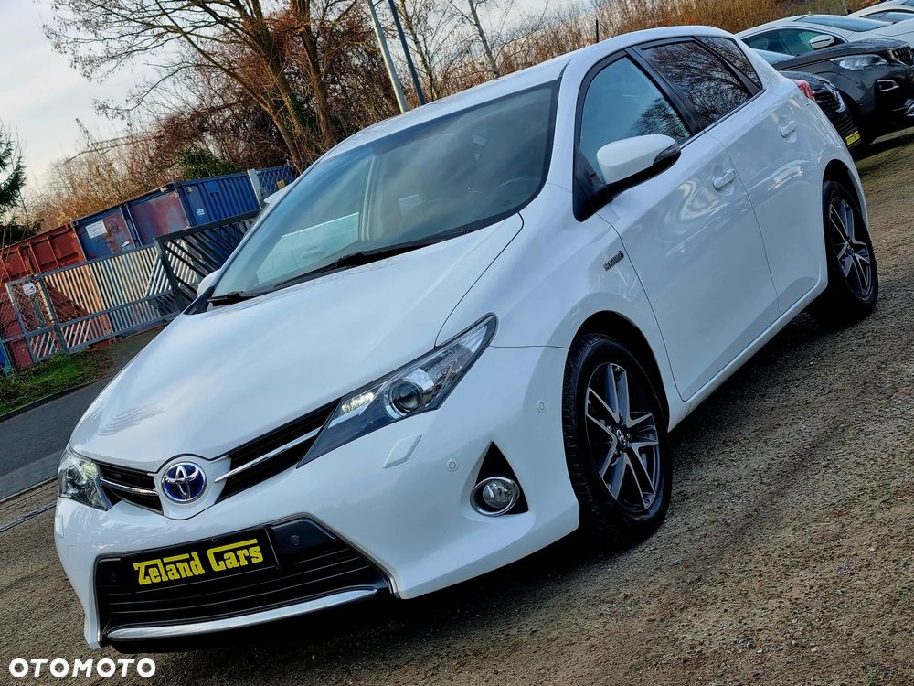 Toyota Auris - 1