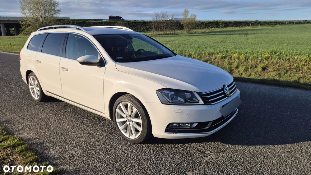 Volkswagen Passat 2.0 TDI DPF DSG Highline - 2