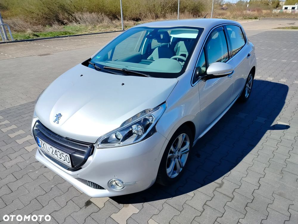 Peugeot 208 1.6 VTi Allure - 1