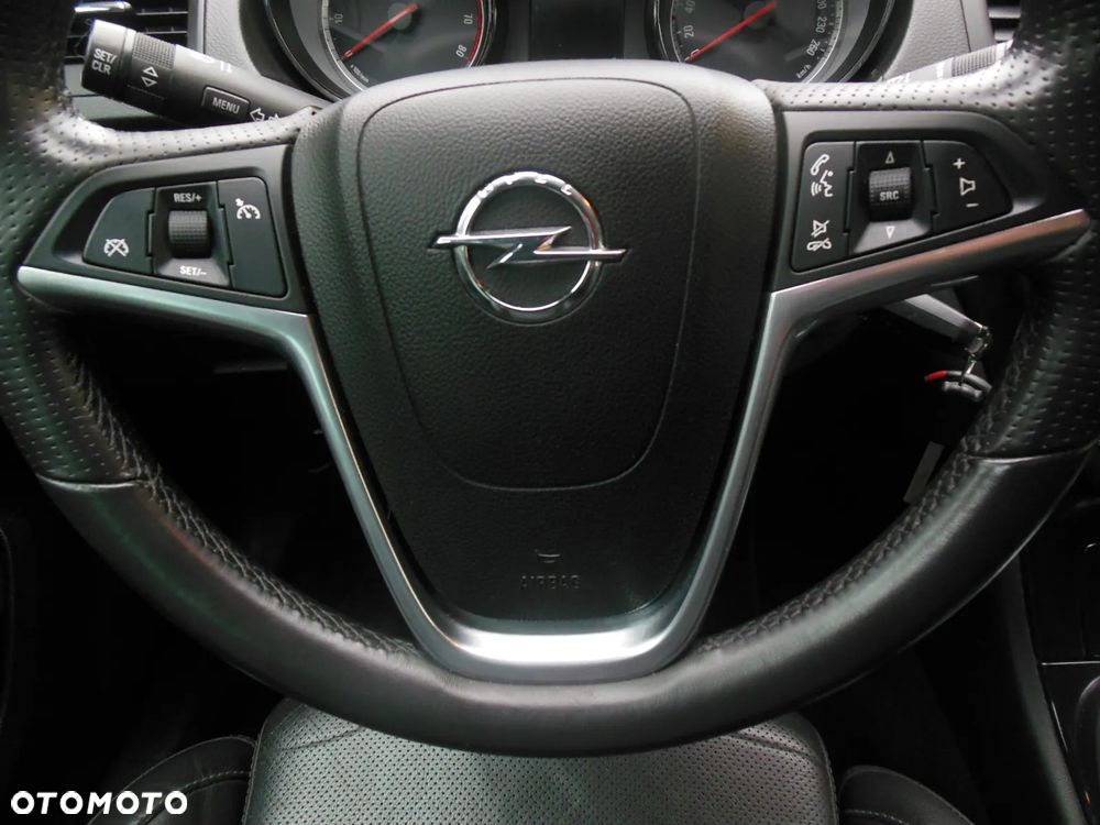 Opel Insignia 1.6 Turbo Cosmo - 17