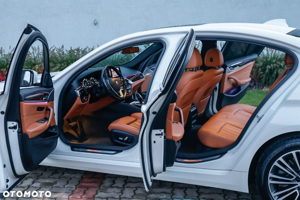 BMW Seria 5 540i GPF xDrive - 2