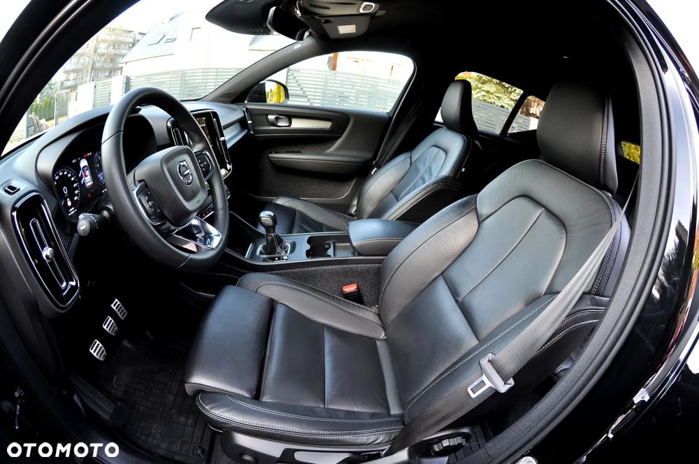Volvo XC 40 T3 - 23