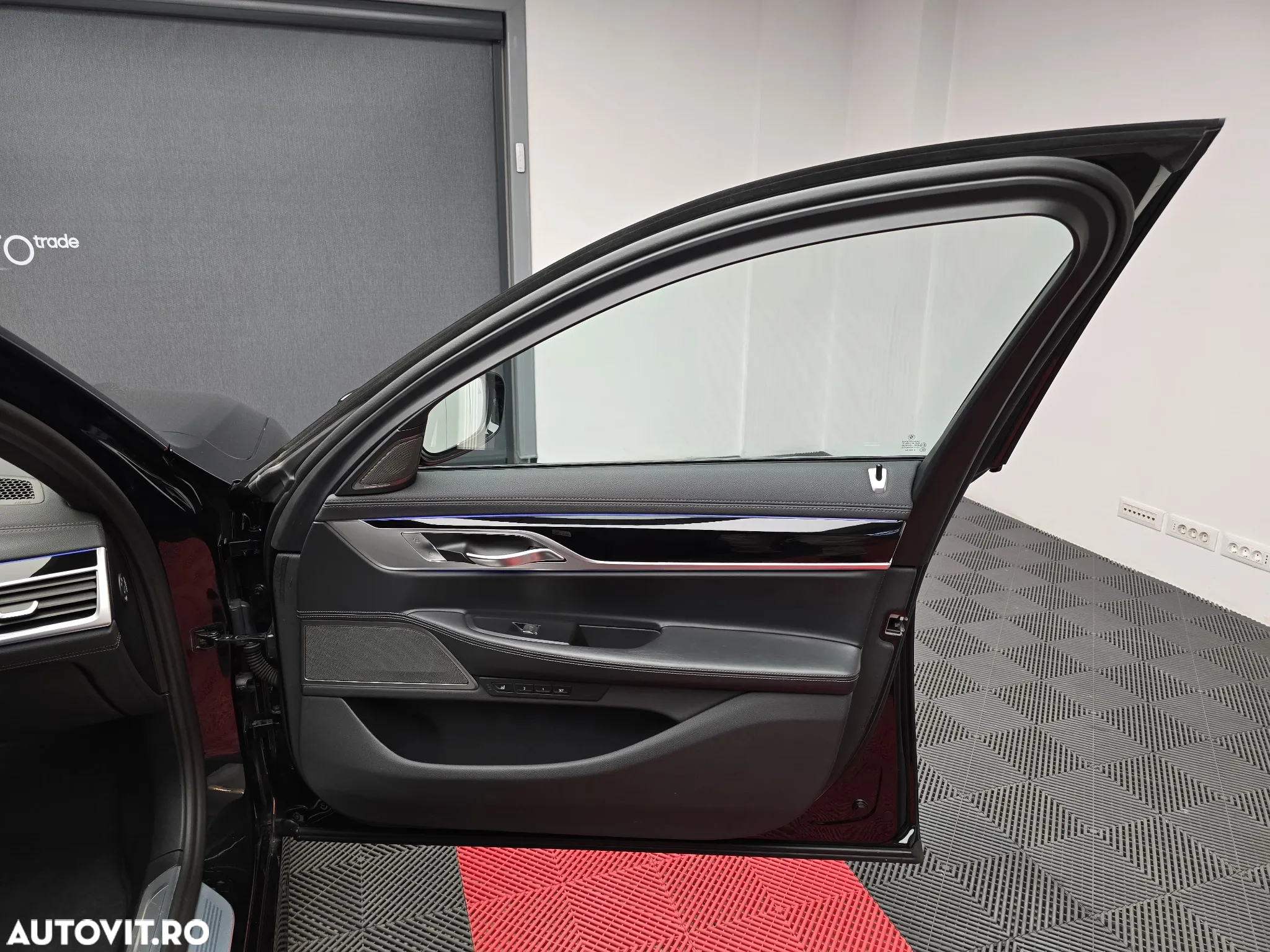 BMW Seria 7 730d xDrive - 17