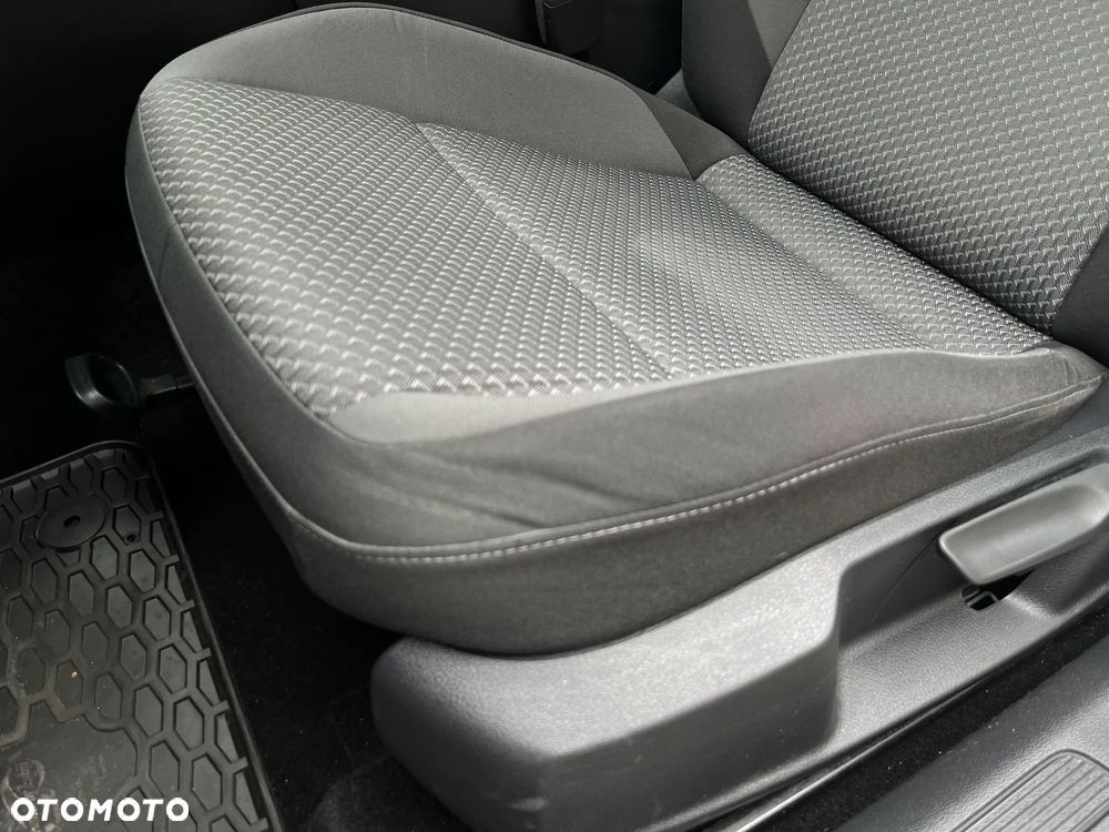 Volkswagen Passat 2.0 TDI EVO Essence - 12
