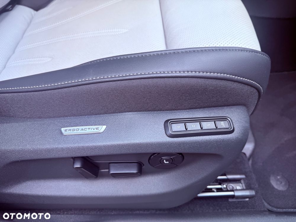 Volkswagen Tiguan 1.5 eTSI Elegance DSG - 28