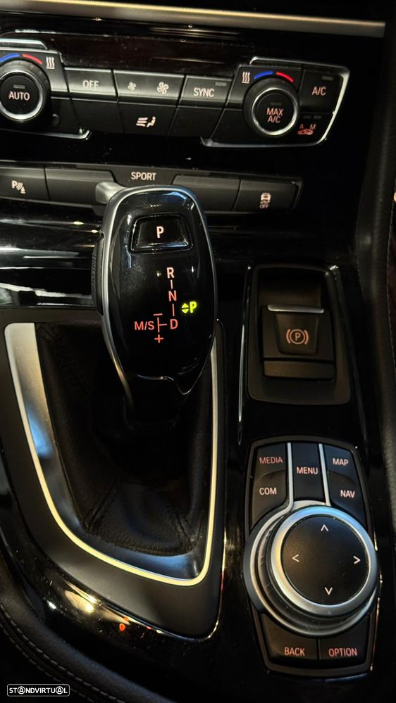 BMW 216 Active Tourer d Advantage Auto - 22