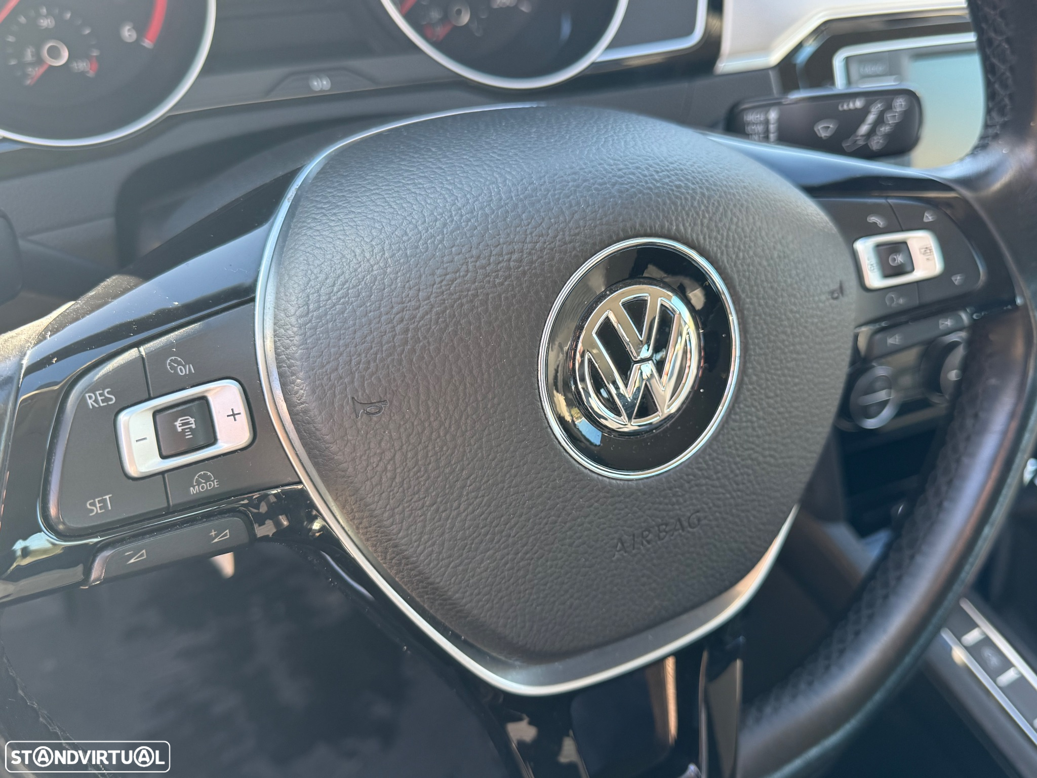 VW Passat Variant 2.0 TDi Highline - 11