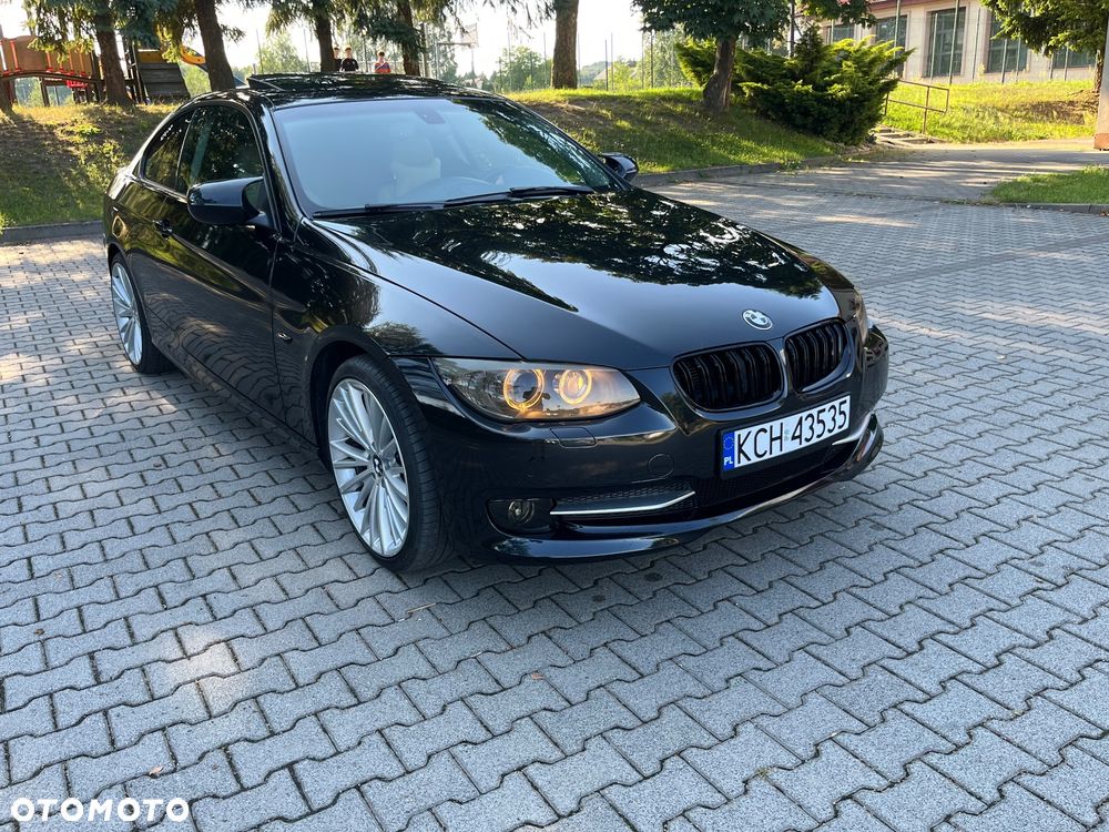 BMW Seria 3 320i - 10