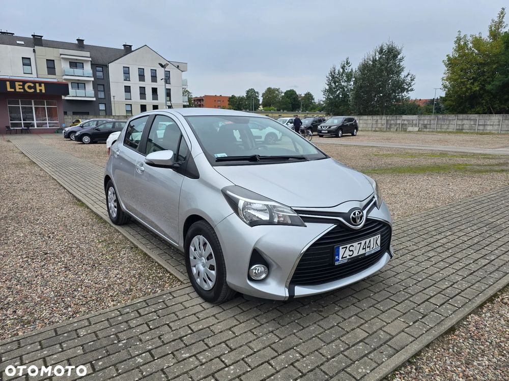Toyota Yaris 1.33 Premium EU6 - 3