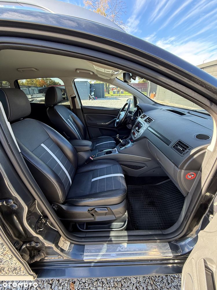 Ford Kuga 2.0 TDCi 4x4 Titanium - 22