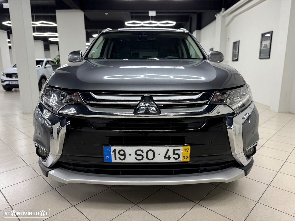Mitsubishi Outlander 2.2 DI-D Intense+ - 12