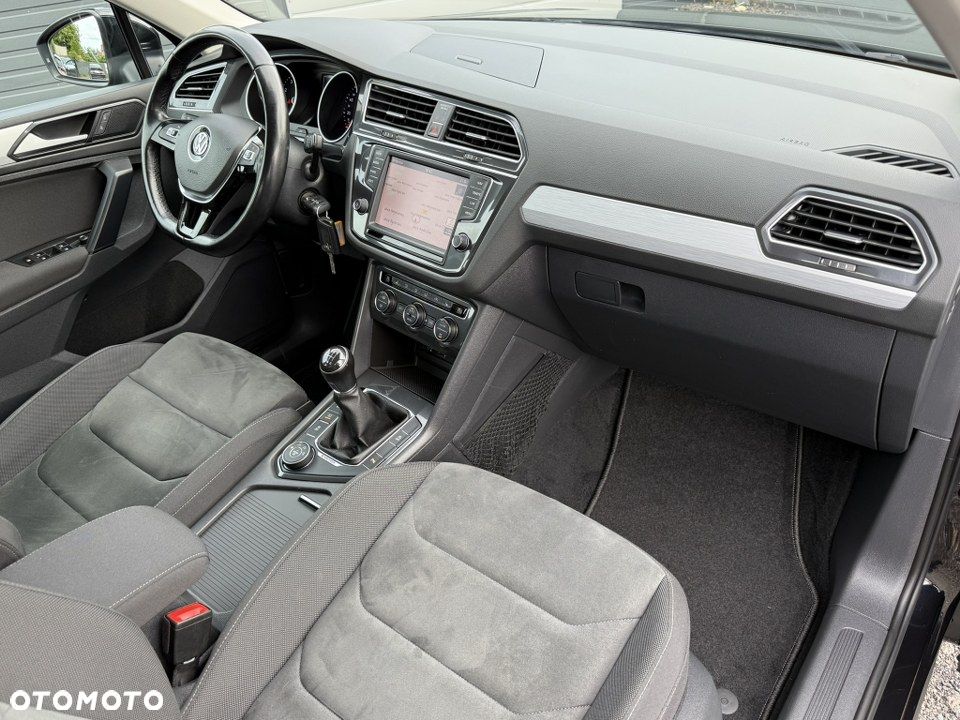 Volkswagen Tiguan 2.0 TSI 4Motion BlueMotion Technology Highline - 28