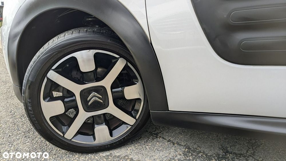 Citroën C4 Cactus 1.2 PureTech Shine Edition S&S - 39