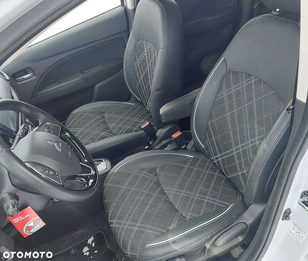 Mitsubishi Space Star AS&G 1.2 CVT Top - 12