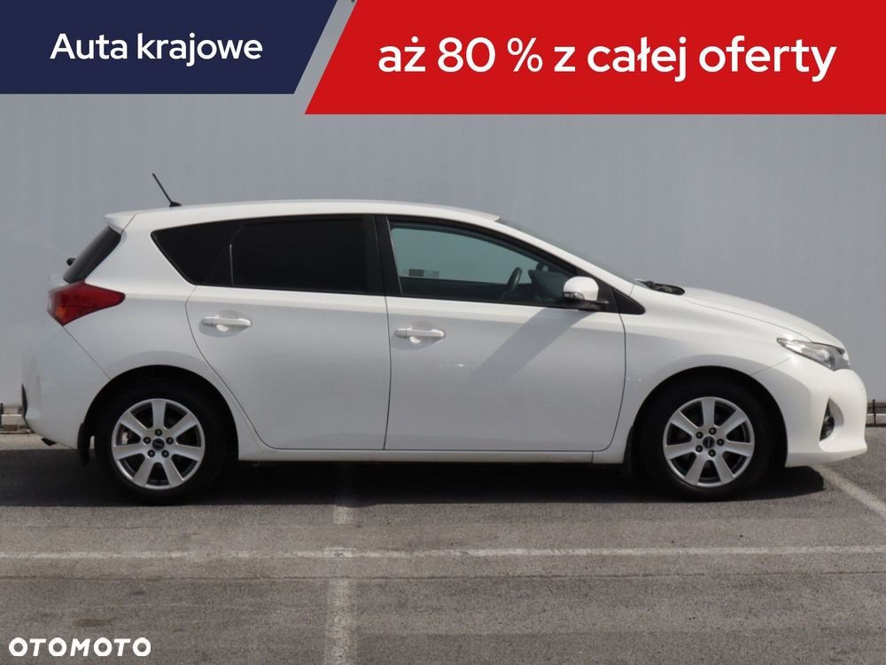 Toyota Auris - 8