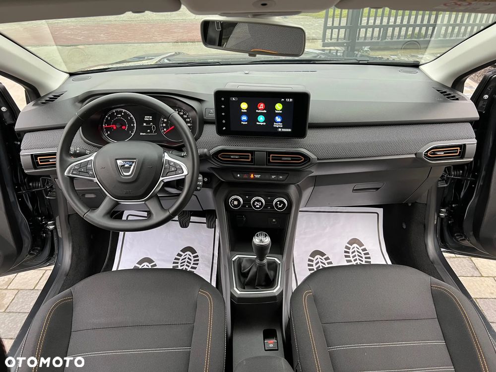 Dacia Sandero Stepway TCe 90 Expression + - 8