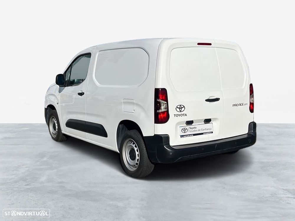 Toyota Proace - 2