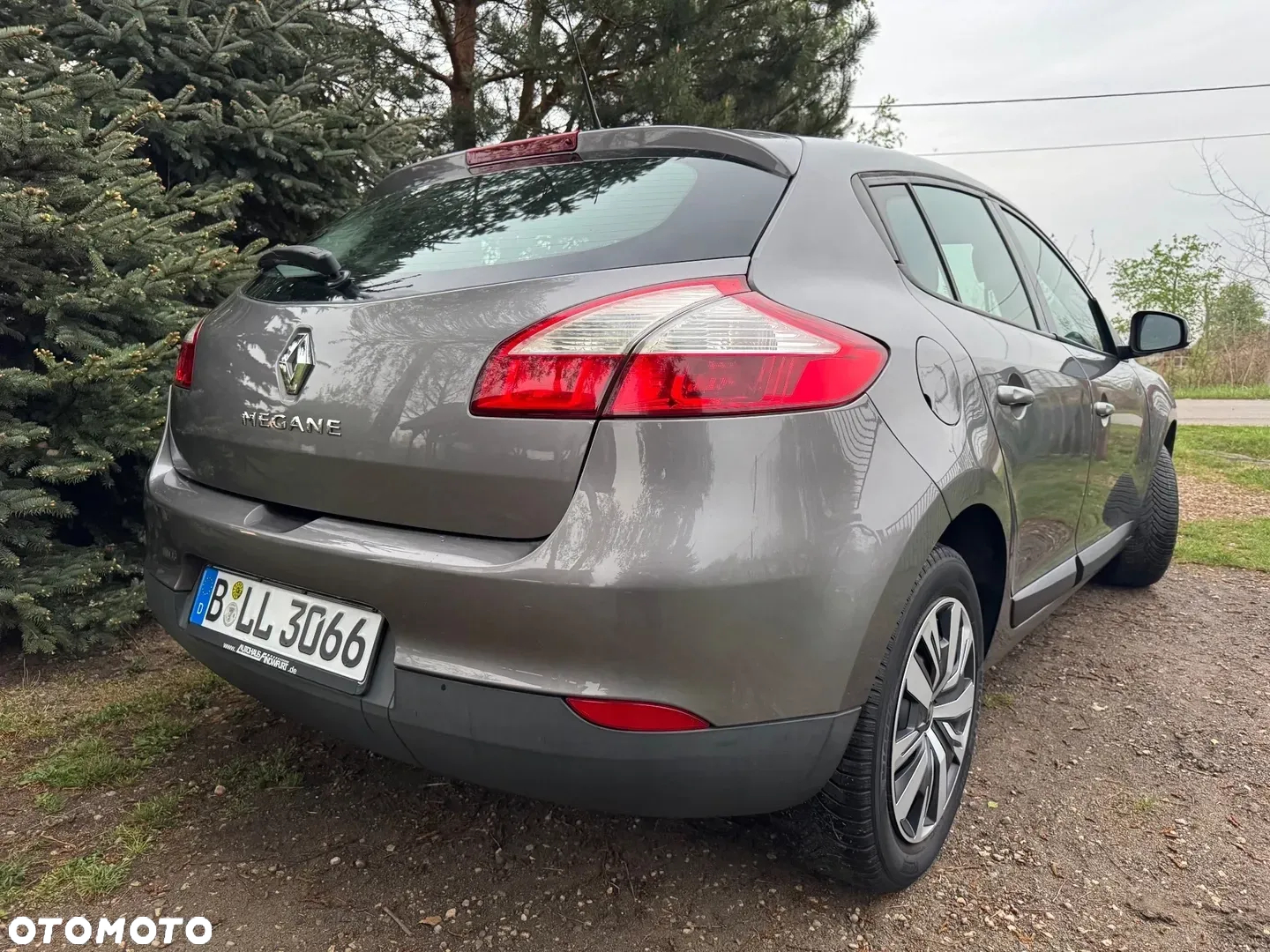 Renault Megane 1.6 16V 110 LIMITED - 4