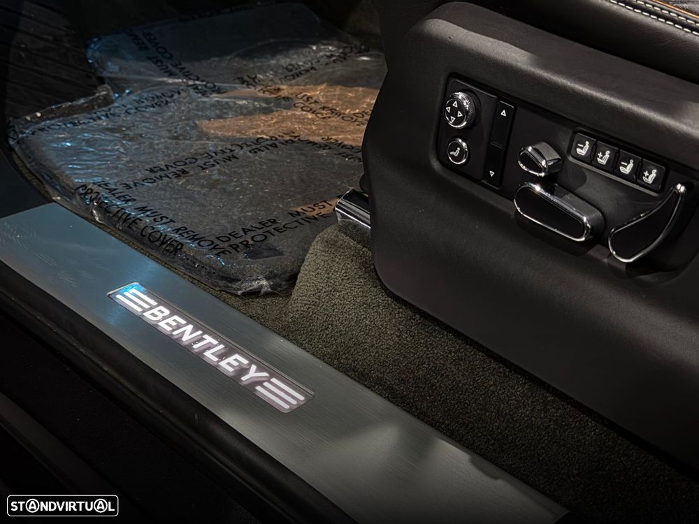 Bentley Bentayga V8 S Black Edition - 21