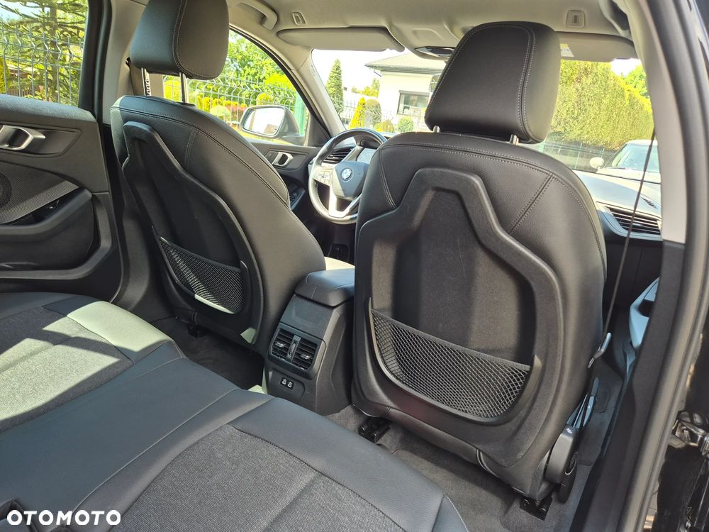 BMW Seria 1 - 25