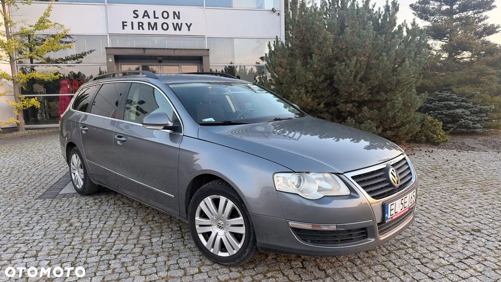 Volkswagen Passat - 25