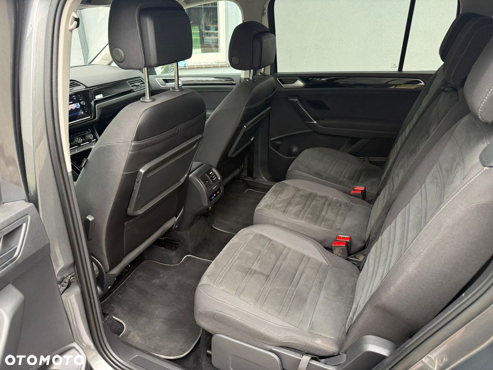 Volkswagen Touran 2.0 TDI SCR (BlueMotion Technology) DSG Highline - 10