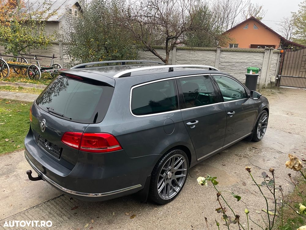 Volkswagen Passat - 4