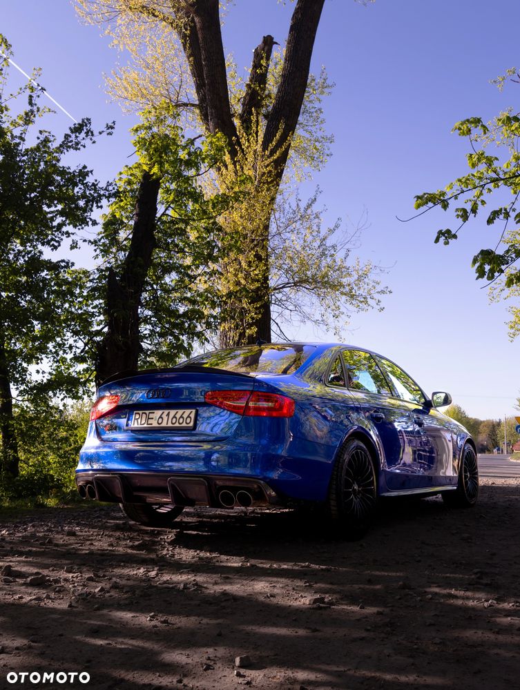 Audi S4 Limousine - 13