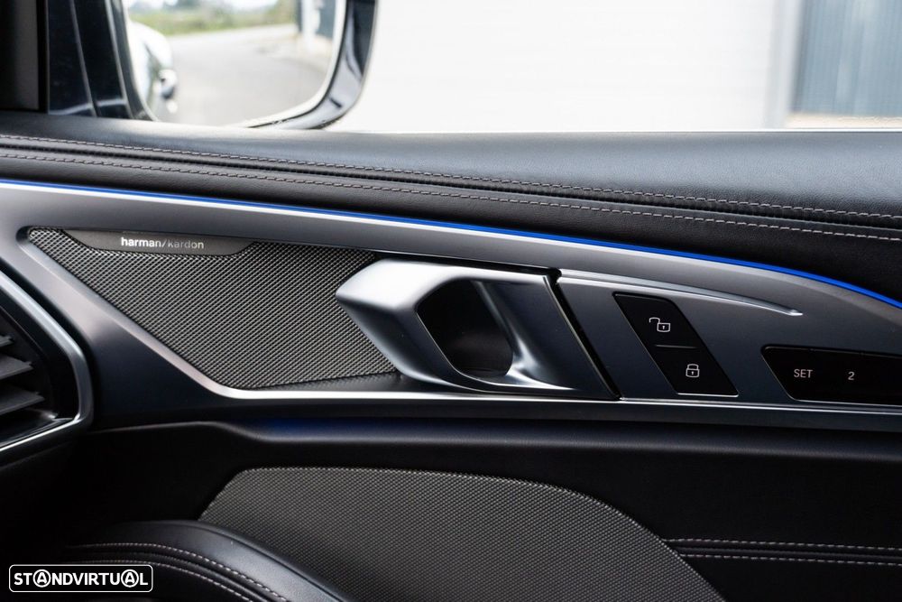 BMW 840 d xDrive Pack M - 36