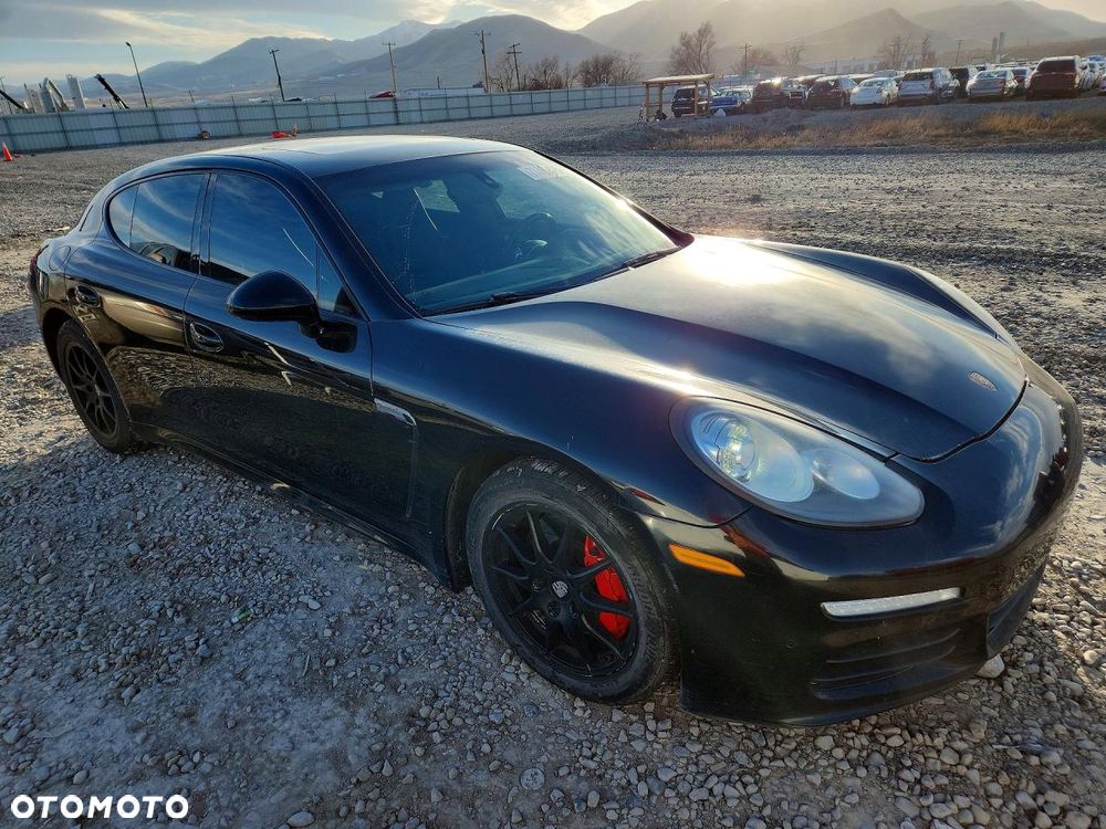 Porsche Panamera - 5