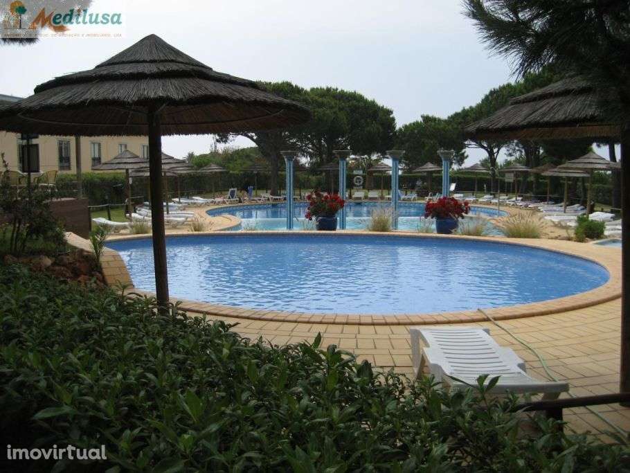 Apartamento T2 (Férias)  2026,  c/ piscina  - Oura - Albufeira. - Grande imagem: 2/25