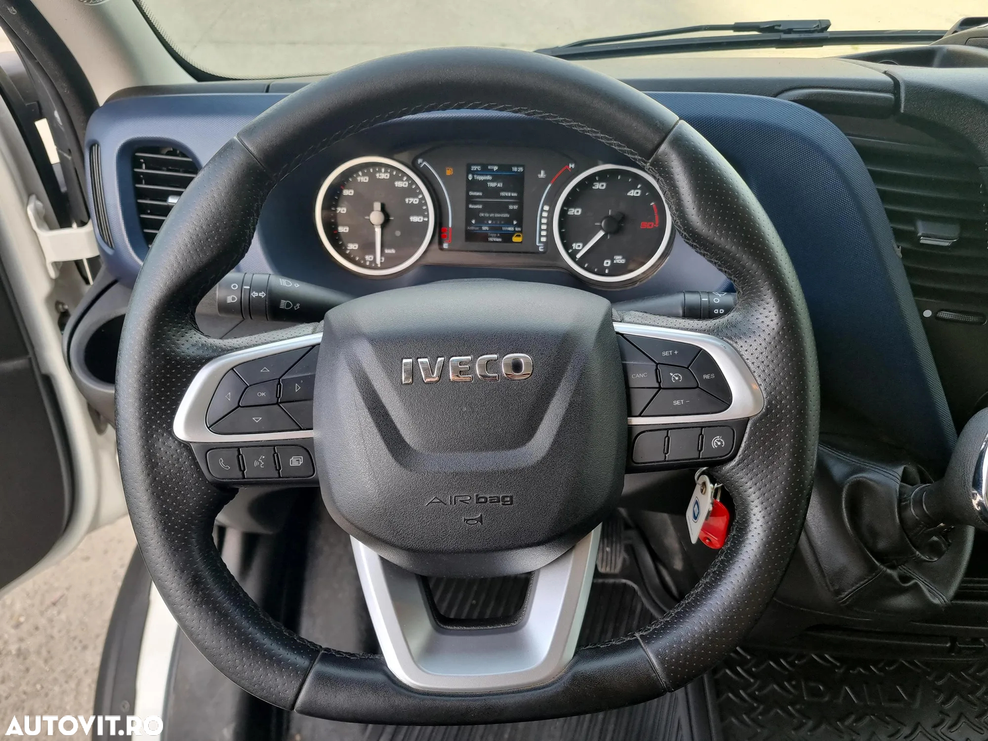 Iveco Daily 35-140 Chassi Cab 2.3JTD Hi-Matic - 13